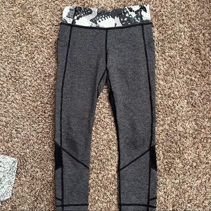 Lululemon cropped leggings